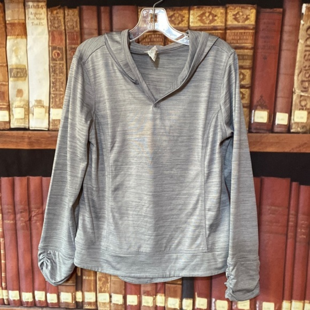 Danskin Now gray hooded long sleeve pull over shirt 7/8